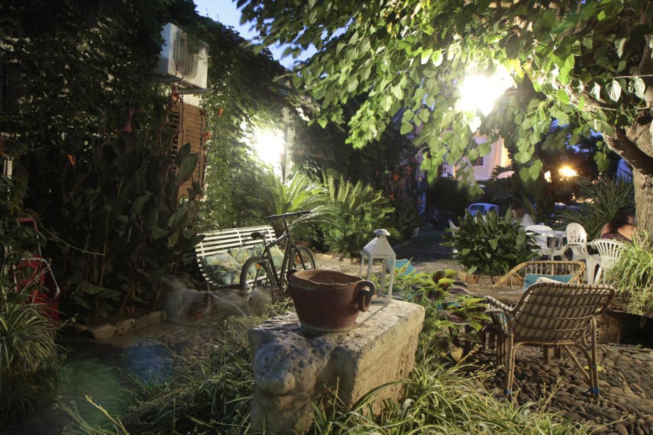 B&B Essenza Pula Kültér fotó